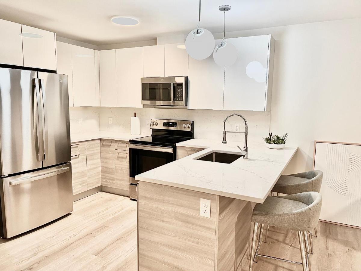 Modern 2 Bed Furnished Apartment In Куинси Экстерьер фото